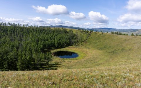 Mongolia - wycieczka, wyprawa objazdowa, Uran Togoo wulkan, Tulga Volcano.jpg